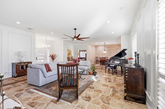 7736 Lone Moor Circle, Dallas, TX 75248