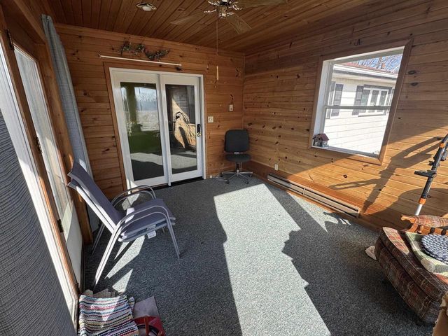 W10035 Highway 82, Elroy, WI 53929