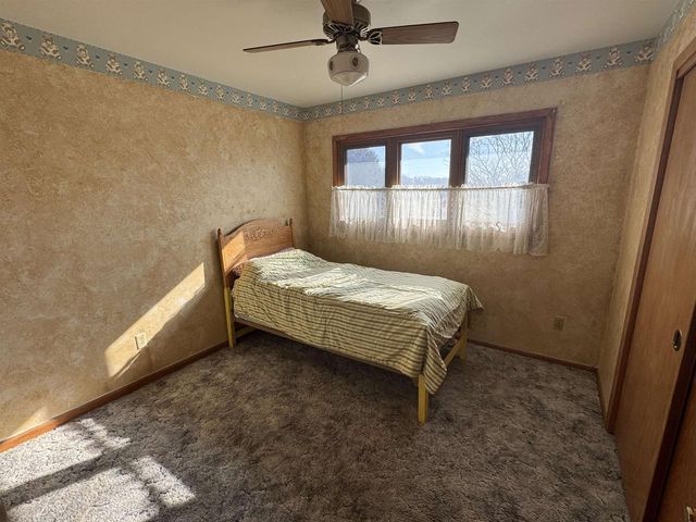 W10035 Highway 82, Elroy, WI 53929