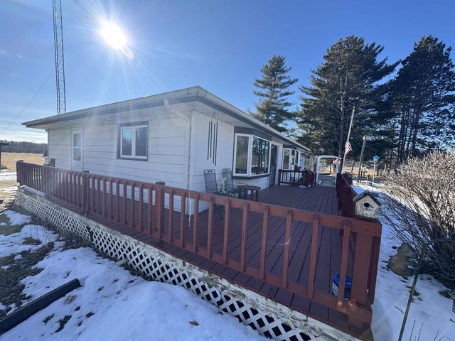 W10035 Highway 82, Elroy, WI 53929