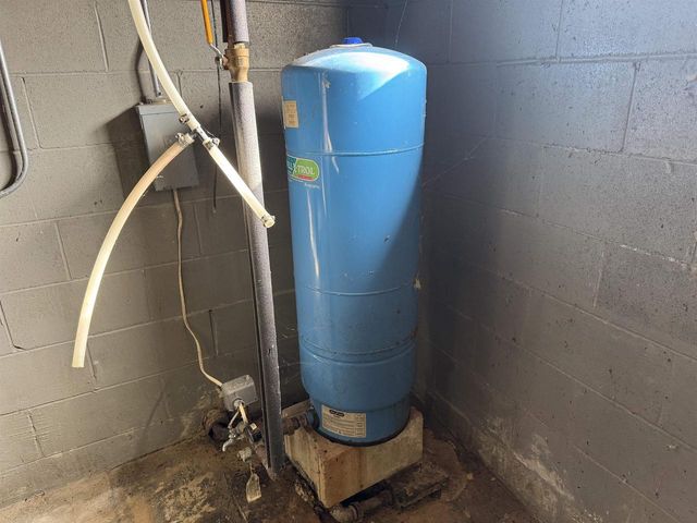 W10035 Highway 82, Elroy, WI 53929