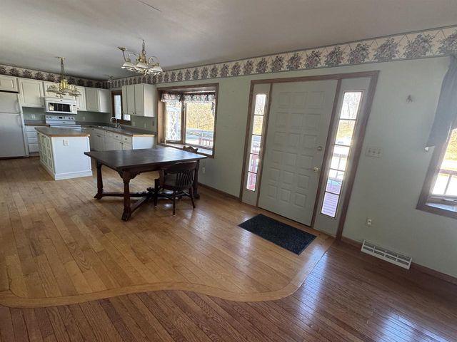 W10035 Highway 82, Elroy, WI 53929