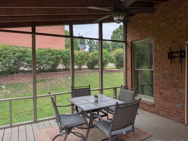 1520 Brookstone Cir, Mount Juliet, TN 37122