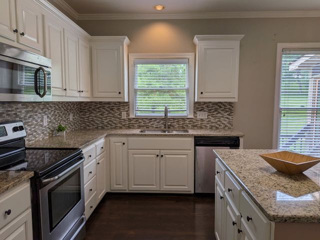 1520 Brookstone Cir, Mount Juliet, TN 37122