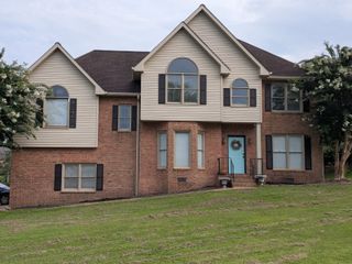 1520 Brookstone Cir, Mount Juliet, TN 37122