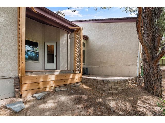 640 Autumn Crest Cir B, Colorado Springs, CO 80919