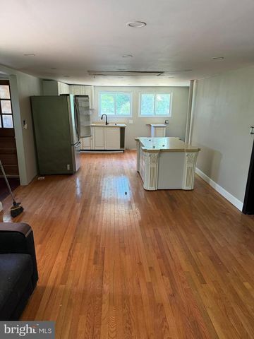 141 FURSIN AVE, Buena, NJ 08310