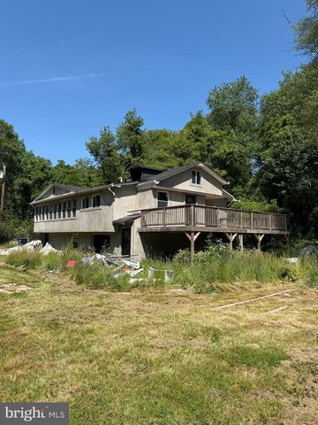 141 FURSIN AVE, Buena, NJ 08310