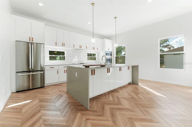 102 W ADALEE STREET 4, Tampa, FL 33603