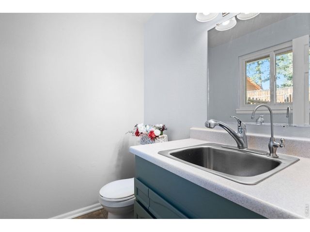 11053 Lindsey Rd, Conifer, CO 80433