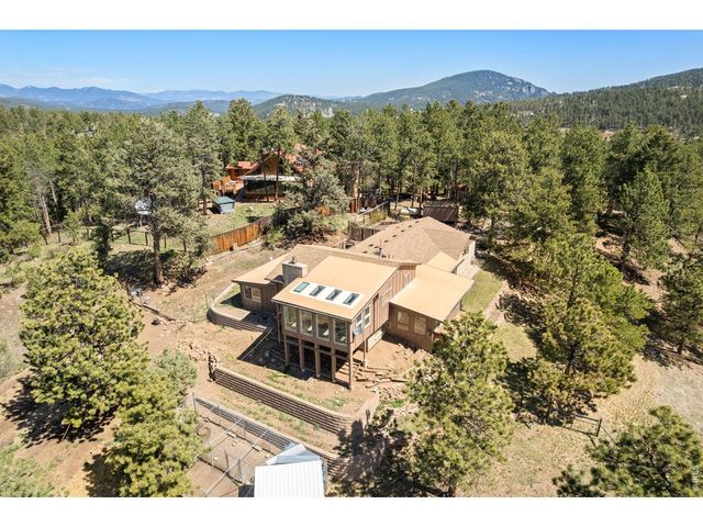 11053 Lindsey Rd, Conifer, CO 80433