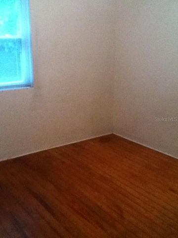 486 OAK STREET, New Smyrna Beach, FL 32168