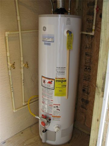 486 OAK STREET, New Smyrna Beach, FL 32168