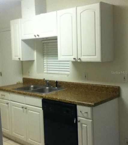 486 OAK STREET, New Smyrna Beach, FL 32168