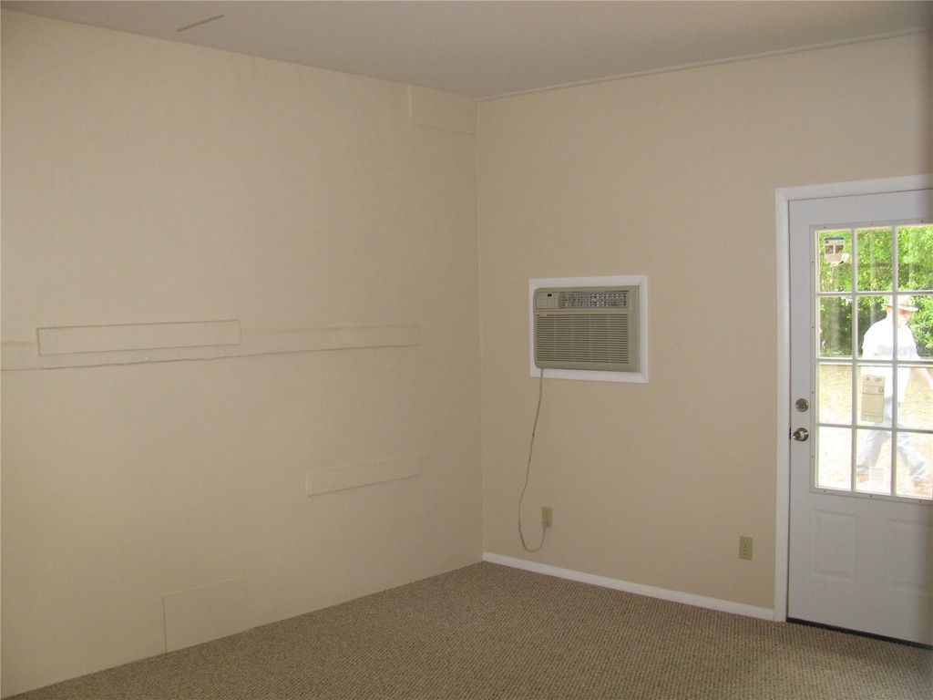 Image 20 of property listing at 486 OAK STREET, New Smyrna Beach, FL 32168