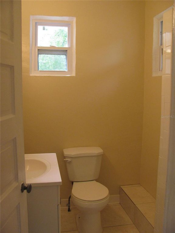 Image 28 of property listing at 486 OAK STREET, New Smyrna Beach, FL 32168