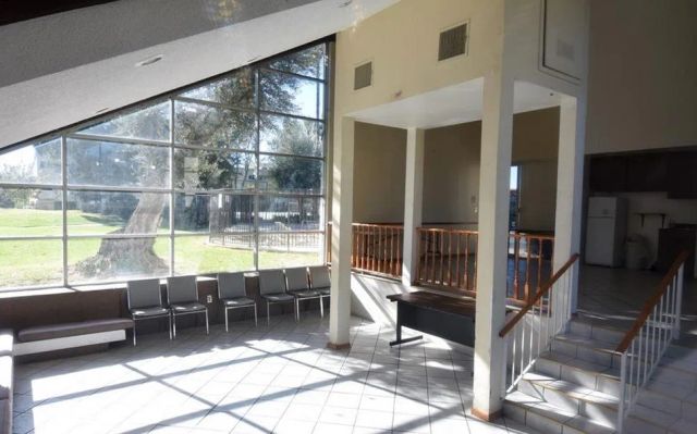 7631 Reseda, Reseda, CA 91335