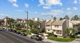 7631 Reseda, Reseda, CA 91335