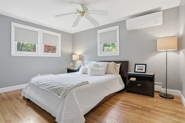 2 Charlemont Court, Chelmsford, MA 01863