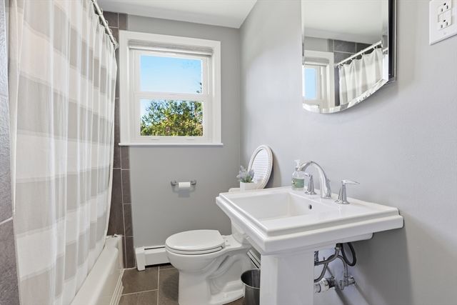 2 Charlemont Court, Chelmsford, MA 01863