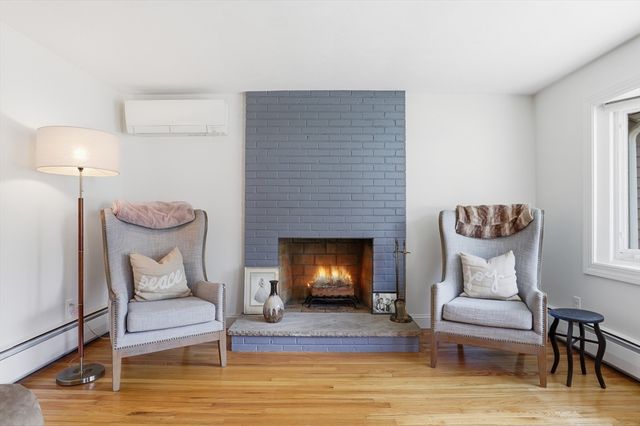 2 Charlemont Court, Chelmsford, MA 01863