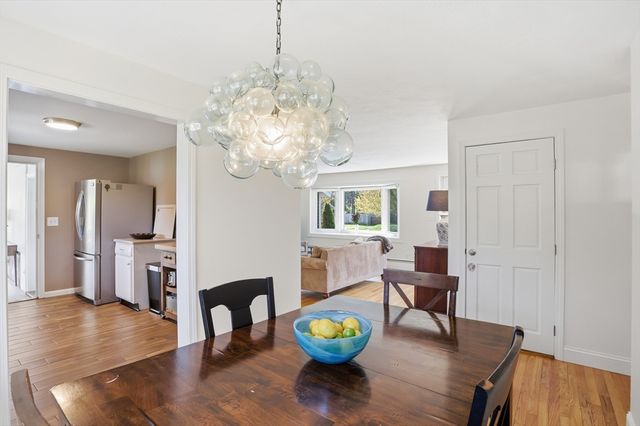 2 Charlemont Court, Chelmsford, MA 01863