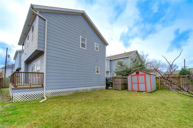 1115 Bunton Street, Houston, TX 77009