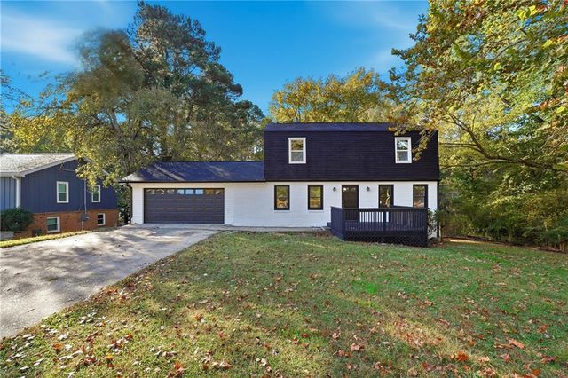 6917 Laurelwood Drive, Douglasville, GA 30135