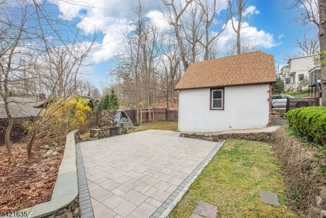 10 Cleveland Rd, Caldwell Boro Twp., NJ 07006