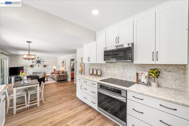 5887 Black Ave, Pleasanton, CA 94566