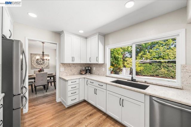 5887 Black Ave, Pleasanton, CA 94566