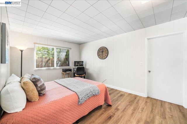 5887 Black Ave, Pleasanton, CA 94566