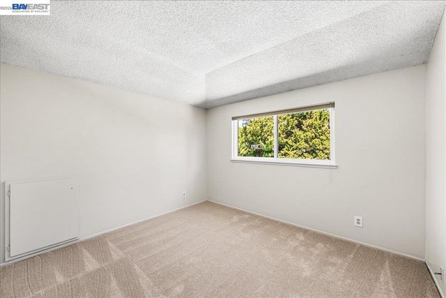 5887 Black Ave, Pleasanton, CA 94566