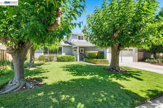 5887 Black Ave, Pleasanton, CA 94566