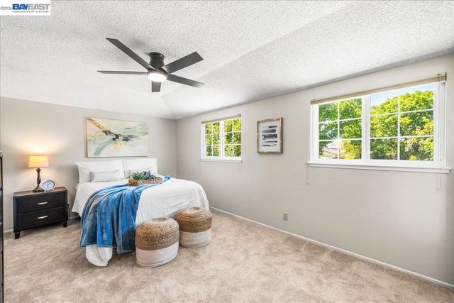 5887 Black Ave, Pleasanton, CA 94566