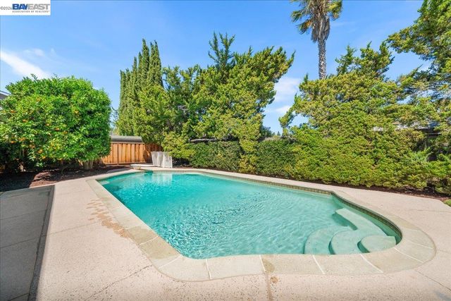 5887 Black Ave, Pleasanton, CA 94566