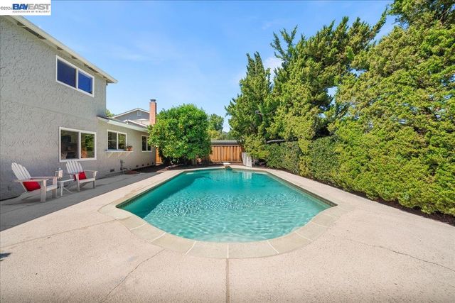 5887 Black Ave, Pleasanton, CA 94566