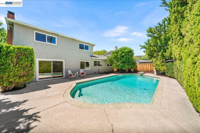 5887 Black Ave, Pleasanton, CA 94566