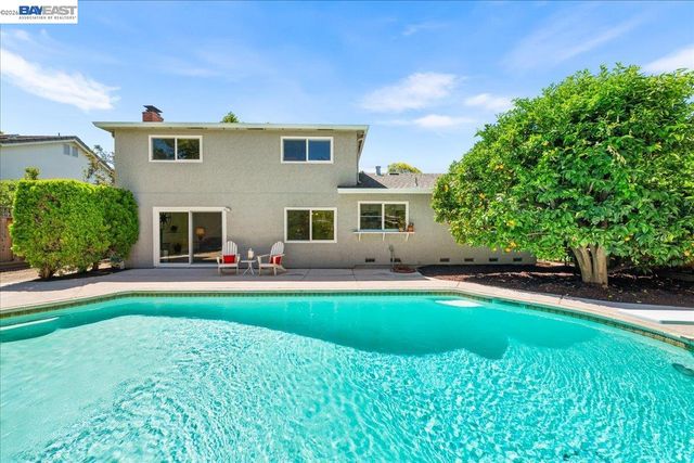 5887 Black Ave, Pleasanton, CA 94566