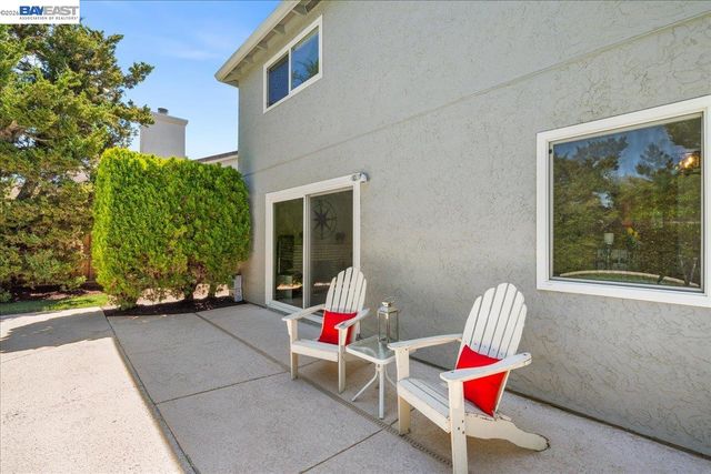 5887 Black Ave, Pleasanton, CA 94566