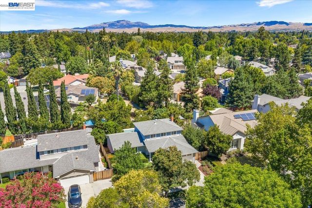 5887 Black Ave, Pleasanton, CA 94566