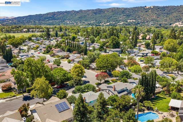 5887 Black Ave, Pleasanton, CA 94566
