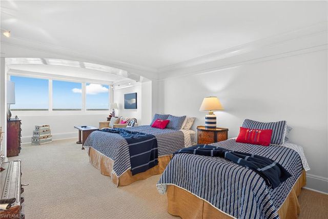 5601 Turtle Bay DR # 2104, Naples, FL 34108