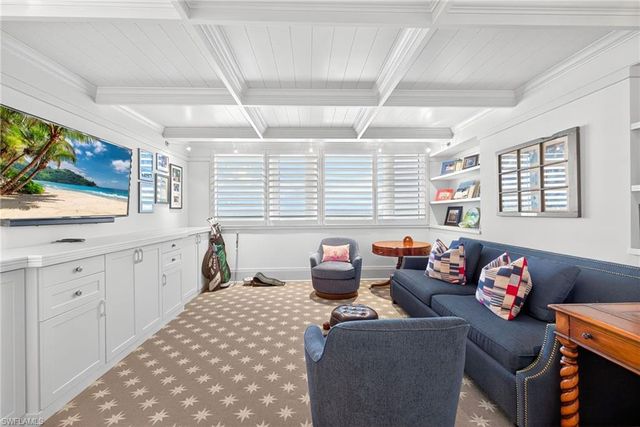 5601 Turtle Bay DR # 2104, Naples, FL 34108