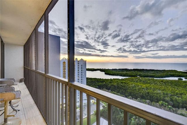 5601 Turtle Bay DR # 2104, Naples, FL 34108