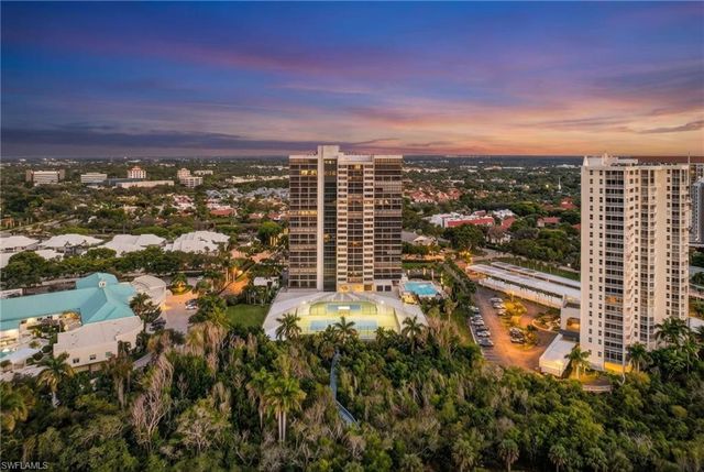 5601 Turtle Bay DR # 2104, Naples, FL 34108