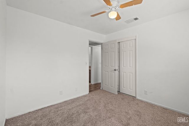 912 Crane Street, Bakersfield, CA 93306