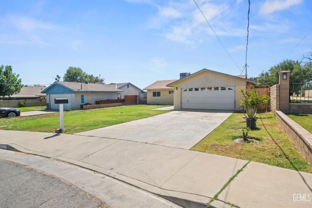 912 Crane Street, Bakersfield, CA 93306