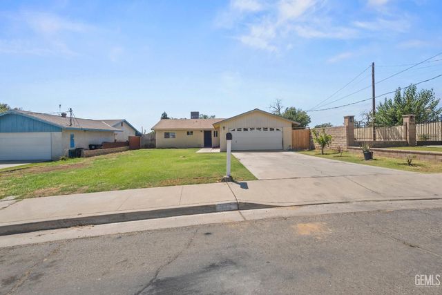 912 Crane Street, Bakersfield, CA 93306