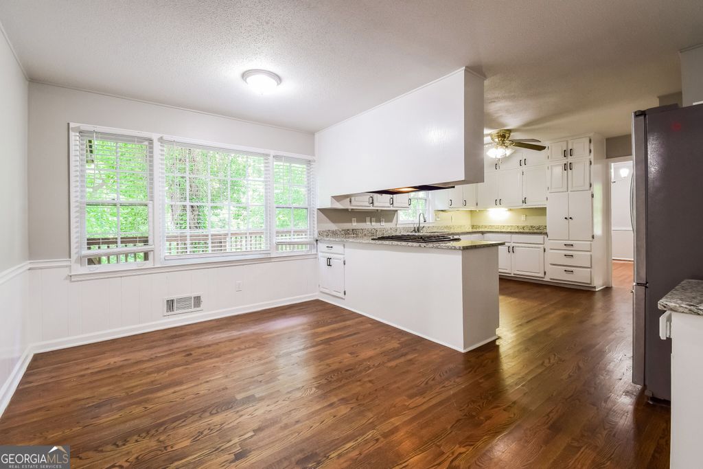 4533 Holliston Road, Atlanta, GA 30360 — photo 4